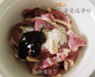 海鲜酱炒鸭肉的做法步骤：6