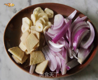 海鲜酱炒鸭肉的做法步骤：8