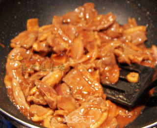 海鲜酱炒鸭肉的做法步骤：17