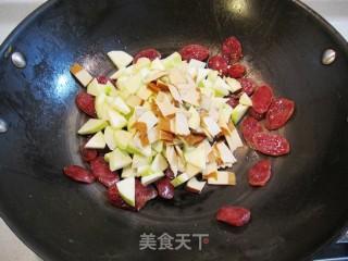 豆腐干炒香肠的做法步骤：6