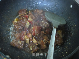 南昌特色咸鱼烧排骨的做法步骤：11