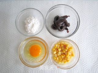 豆沙玉米羹的做法步骤：1