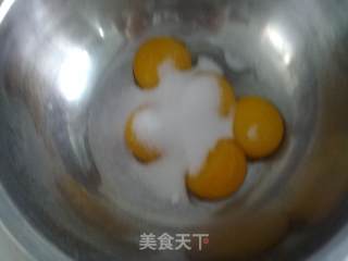 8寸南瓜戚风蛋糕的做法步骤：4