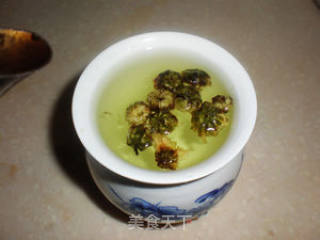 清肝明目的菊花茶的做法步骤：3
