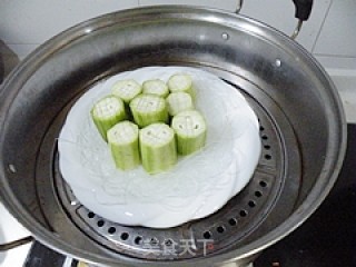 蒜末粉丝蒸丝瓜的做法步骤：6