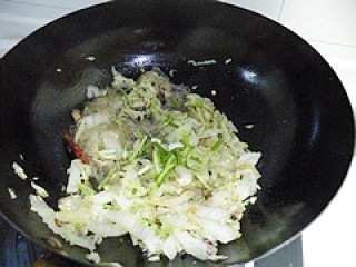 酸辣白菜粉丝的做法步骤：10