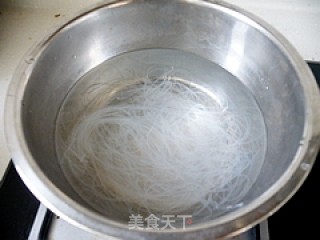 猪血粉丝的做法步骤：3