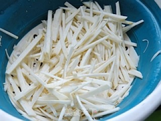 芋头母炒粉丝的做法步骤：5