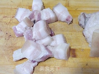 五花肉烧粉丝的做法步骤：3