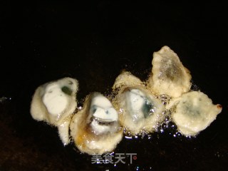 拔丝皮蛋的做法步骤：4