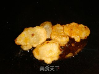 拔丝蜜柚的做法步骤：11