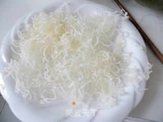 鸡丝拌炸粉丝的做法步骤：8