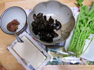 素食也美味——纯素味增荞麦面的做法步骤：1