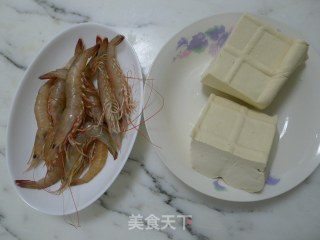 鲜虾麻婆豆腐的做法步骤：1