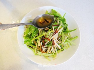 凉拌豆腐干丝的做法步骤：3