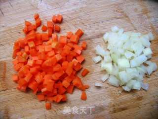 豌豆蛋炒饭的做法步骤：2