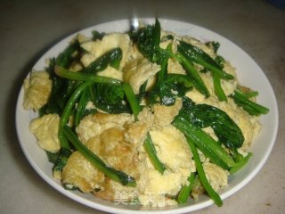 菠菜炒鸡蛋的做法步骤：6