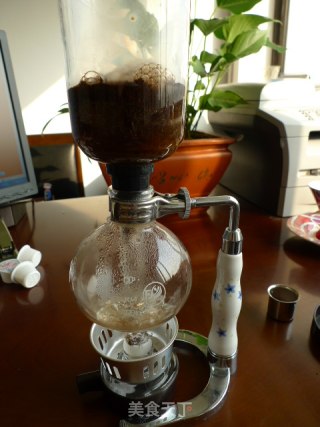 滴滴香浓 香飘四溢----虹吸壶煮咖啡的做法步骤：8