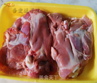 白汁火鸡肉拌意粉的做法步骤：1