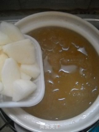 冰糖雪梨炖银耳的做法步骤：6