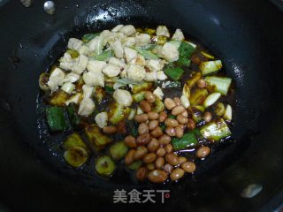 酱爆鸡丁的做法步骤：9