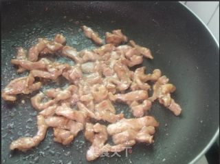 西兰花炒肉丝的做法步骤：9