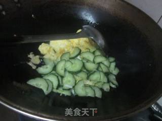 黄瓜炒鸡蛋的做法步骤：8