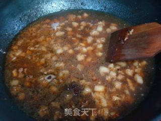 香气四溢的人气美食——卤肉面的做法步骤：8