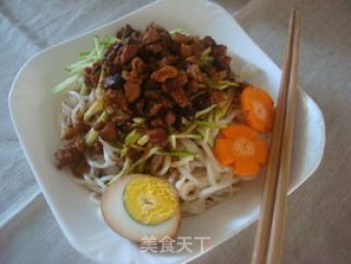 香气四溢的人气美食——卤肉面的做法步骤：15