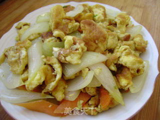 家常菜----圆葱炒鸡蛋的做法步骤：9