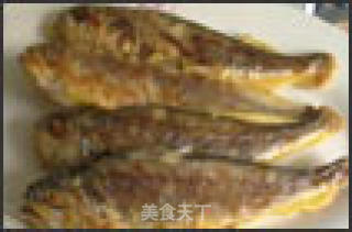 茼蒿香干小炒的做法步骤：2