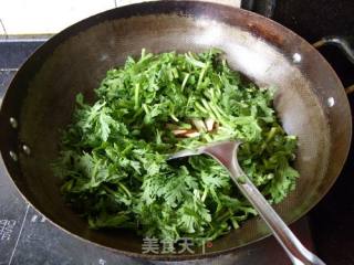 茼蒿香干小炒的做法步骤：6