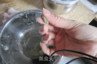 香芋鸡屎藤甜汤的做法步骤：4