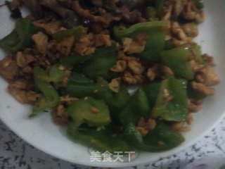 麻辣椒炒鸡蛋的做法