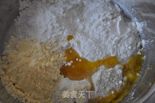 油条菜 – 油条三文鱼&老油条炒西兰花 附如何自制油条的做法步骤：2
