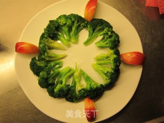 兰花说色彩牛肉丝的做法步骤：1