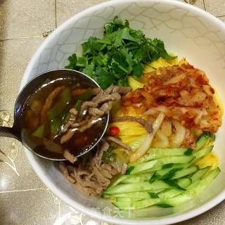玉米面牛肉温面（韩式）的做法