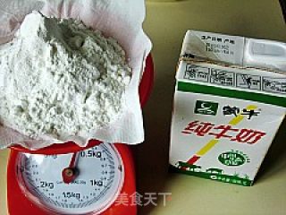 馋嘴小吃---椰香糯米糍的做法步骤：2