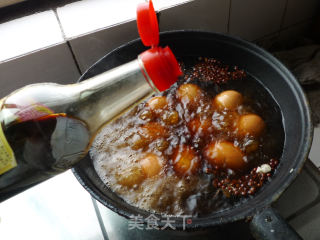 家庭版简易卤蛋的制作方法的做法步骤：2