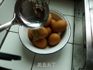 家庭版简易卤蛋的制作方法的做法步骤：4