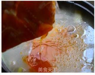酸萝卜蹄花汤的做法步骤：8
