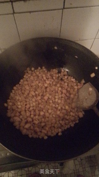 土豆玉米粒炒鸡的做法