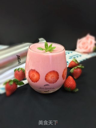 草莓奶昔的做法