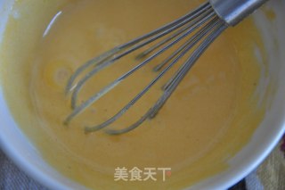 卡仕达小面包 如何自制卡仕达奶油馅 (葡萄干天然酵母）的做法步骤：5