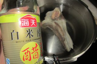 荤汤素面的做法步骤：1