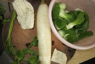 荤汤素面的做法步骤：3