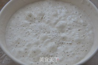 液种 肉松料理面包的做法步骤：1