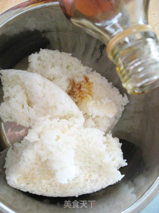 紫菜包饭的做法步骤：1