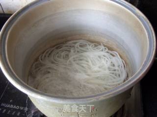 懒人辣味米线的做法步骤：2