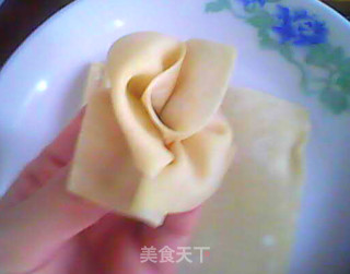 胡萝卜鲜肉馄饨的做法步骤：8